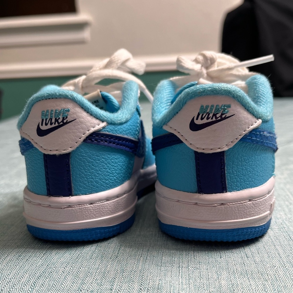 Nike Force 1 LV8 2 - Picture 5 of 5